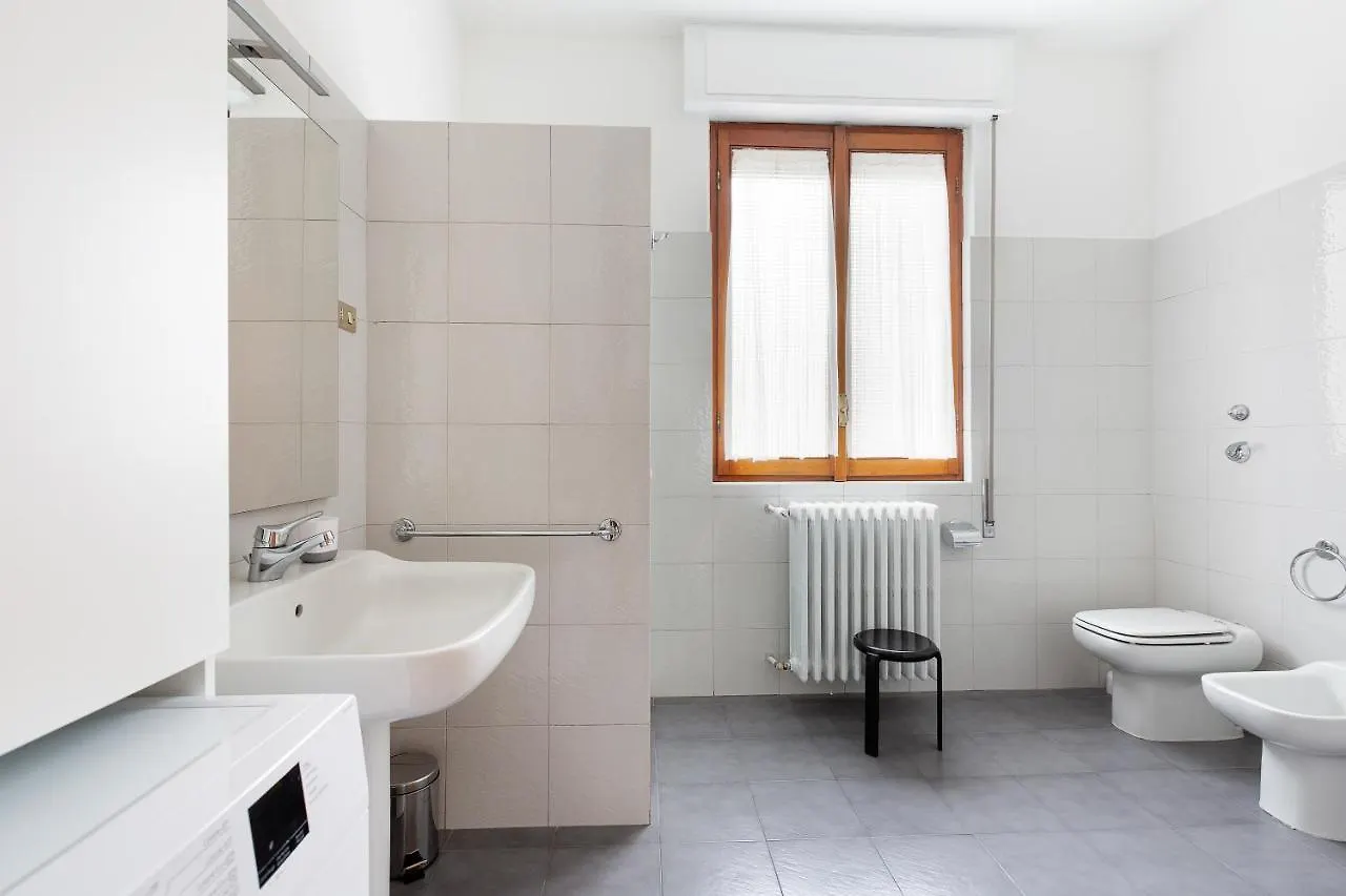 Ca' Stellini - Comoda Casa Indipendente Con Parcheggio Privato Milano 0*,
